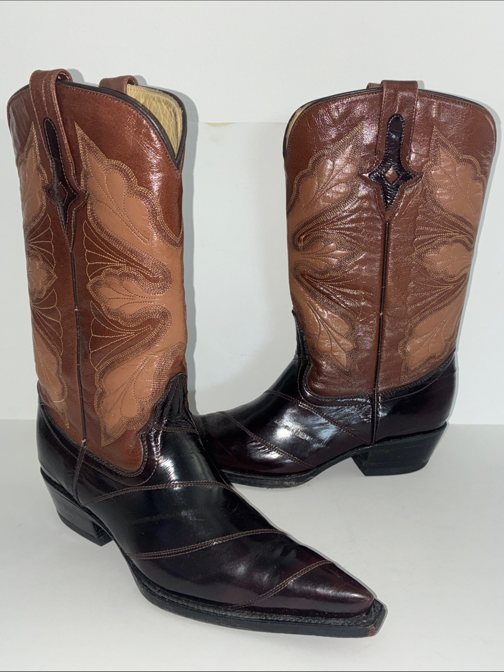 WILD WILD WEST two-toned brown dark tobacco leather pointy boots women 8 m